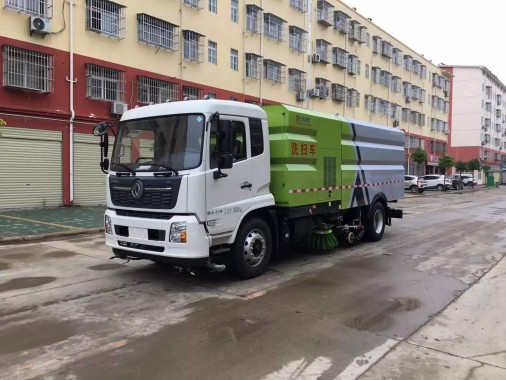 東風天錦16噸洗掃車